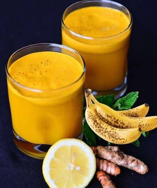 Golden Smoothie with Turmeric, Ginger – Boost Energy, Immunity